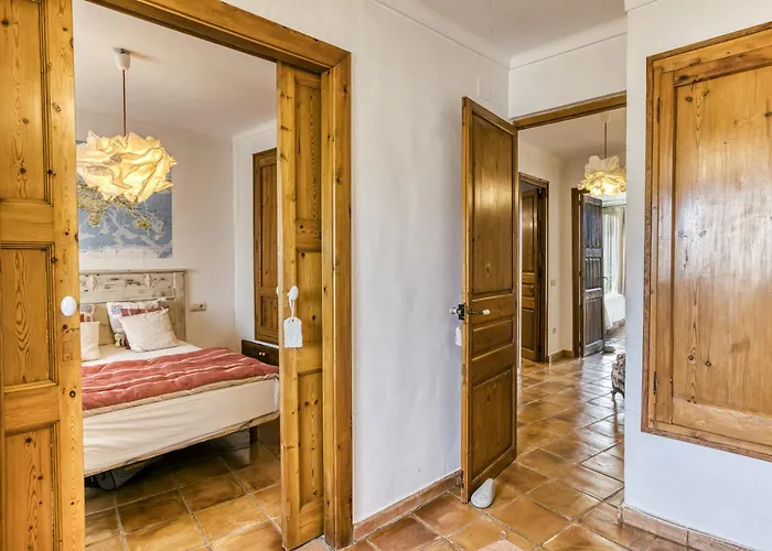 Holiday home Casa Slow Con Piscina Riumors